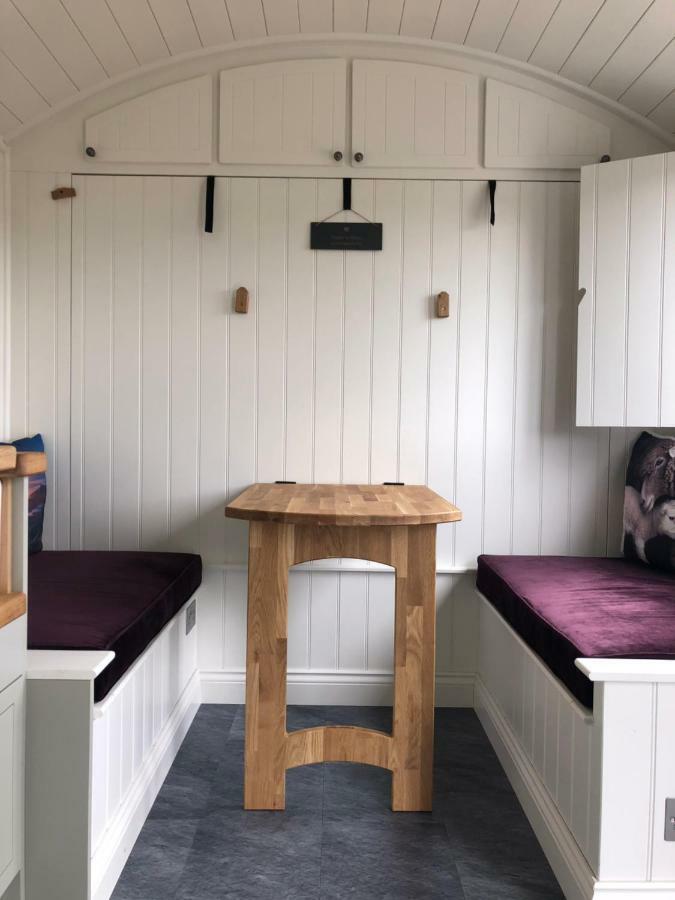 The Shepherds Hut Villa Lonmore Buitenkant foto