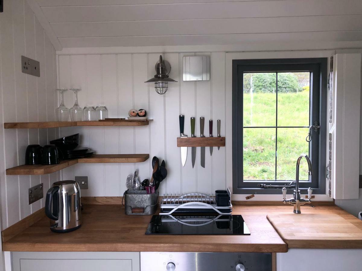 The Shepherds Hut Villa Lonmore Buitenkant foto
